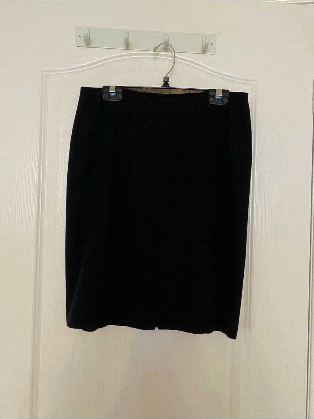 Simons Black Pencil Skirt - Timeless Tailored Style